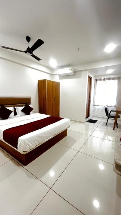 Hotel Shree Hari Om Residency