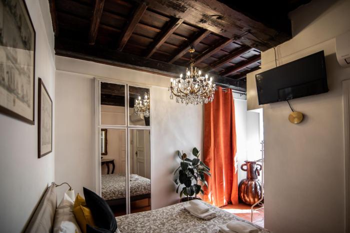 Spanish Steps Apartment & Terrace