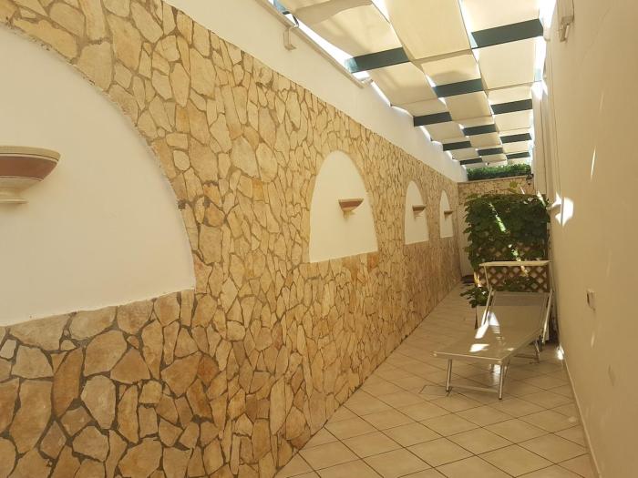 IL Girasole 100 meters from the sea