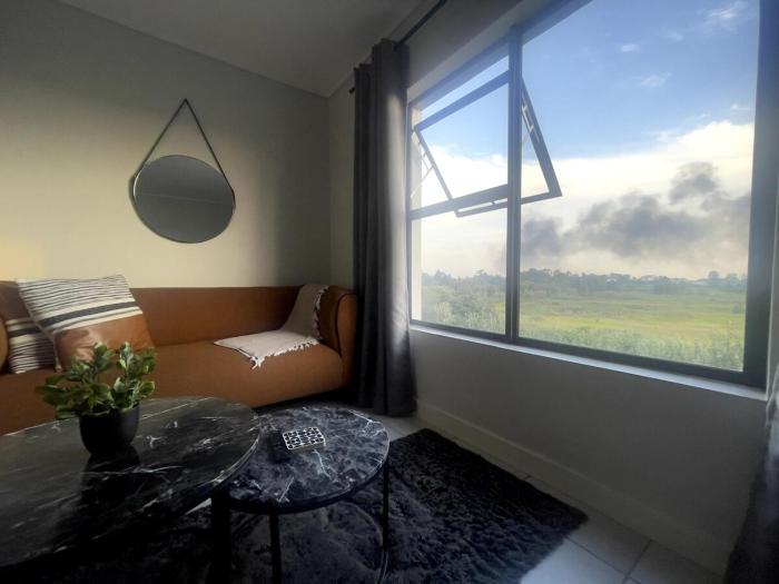 ZEE GP 10 Min from OR Tambo