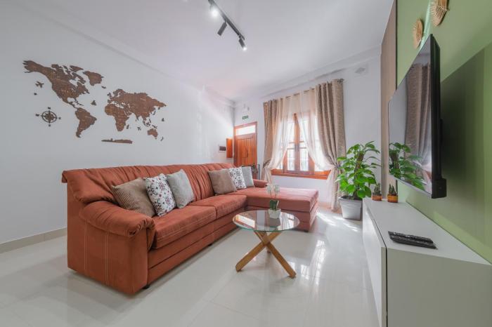 Girna - Entire 3BR Ground floor Charming Apartment