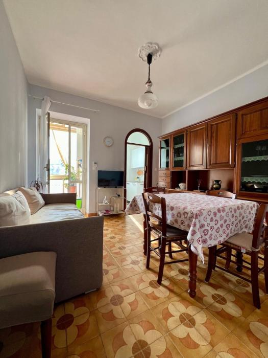 La Nina soggiorno felice