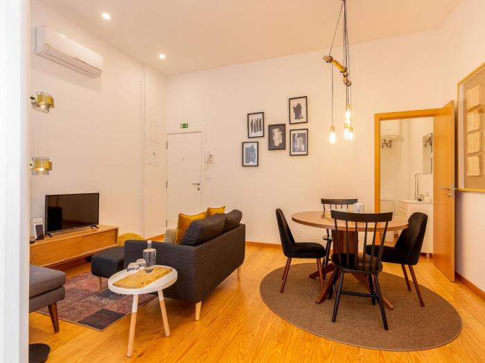 2 Bedroom Apartment in Oporto