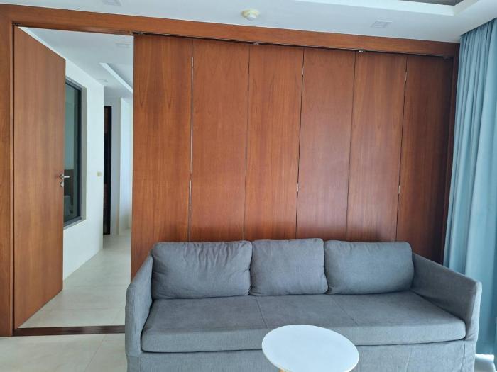 At the tree by fatimahR408