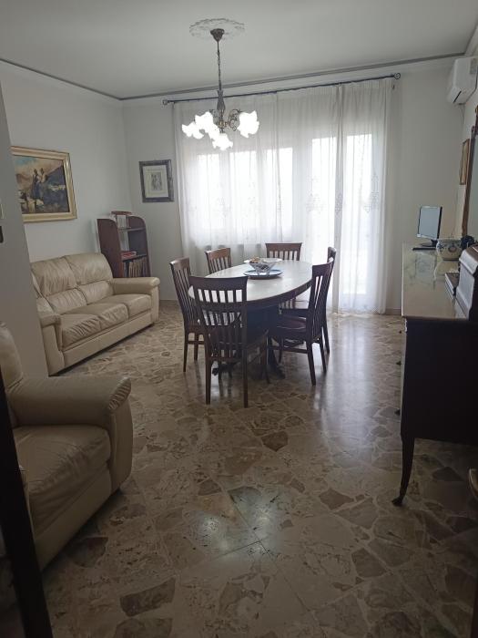 New Dawn Apartment, Appartamento Turistico, casa per vacanza, tre camere indipendenti