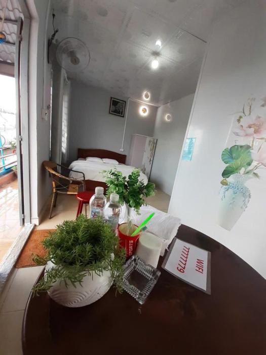 Nhà Nghỉ Hoàng kim