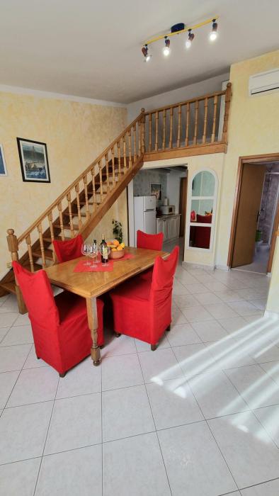 Garden Escape Zupanic