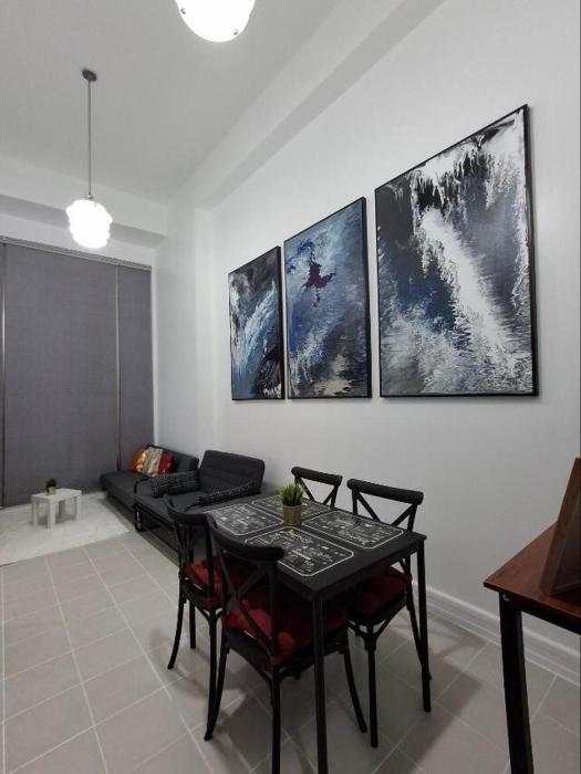 Forbeswood Garden Suite Parklane BGC