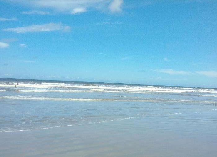 Aconchego e pé na areia