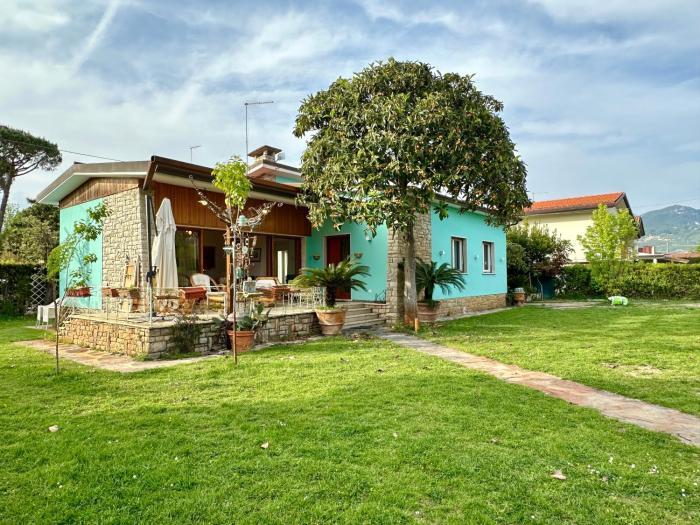 Golden Luxe - Villa turchese near the sea