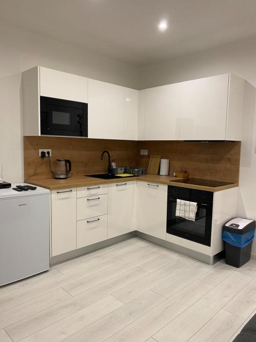 Charming One Bedroom Apartment