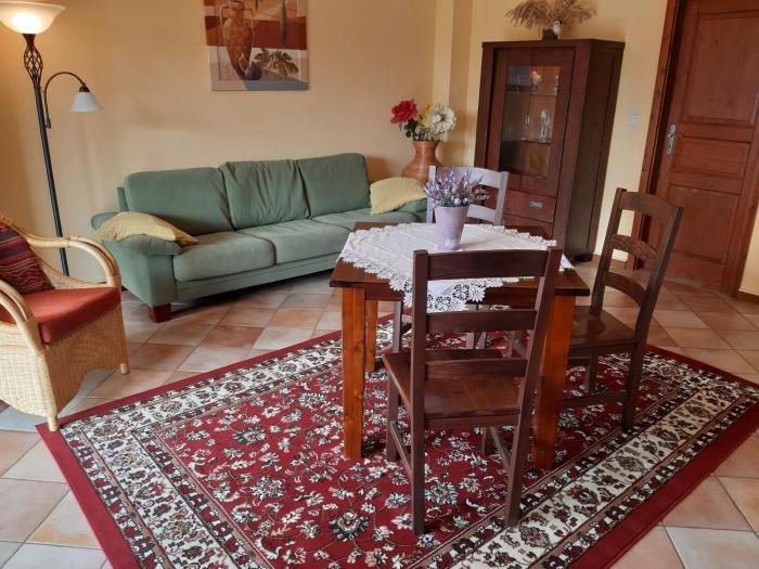 Ferienwohnung Sonnenterrasse am Fleesensee