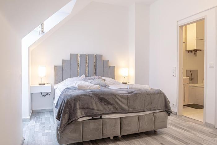 Lovely 2BR & 1LR Apartment in the Heart of Vienna