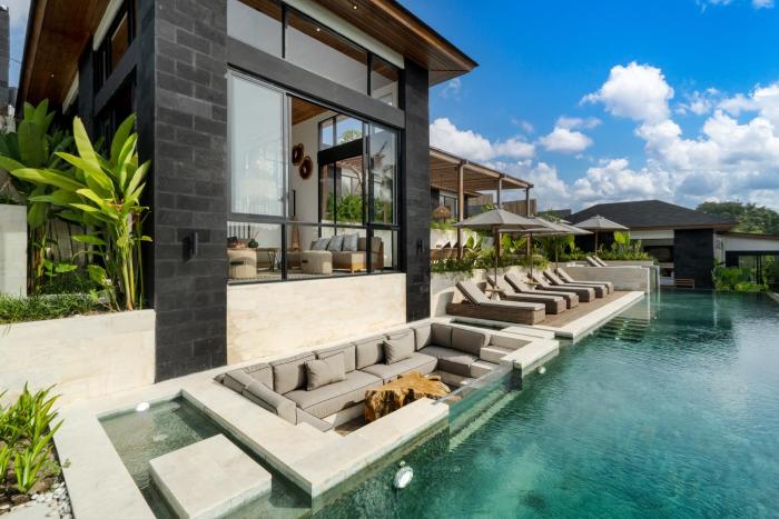 Villa Tanah Yang Jauh by BaliSuperHost