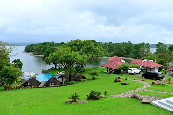 Porta Verde Resort Cavinti Laguna with Lake View