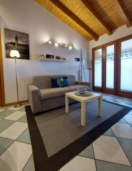 Apart Dina Lazise - Garten, Klima, Pool, Parkplatz, WIFI