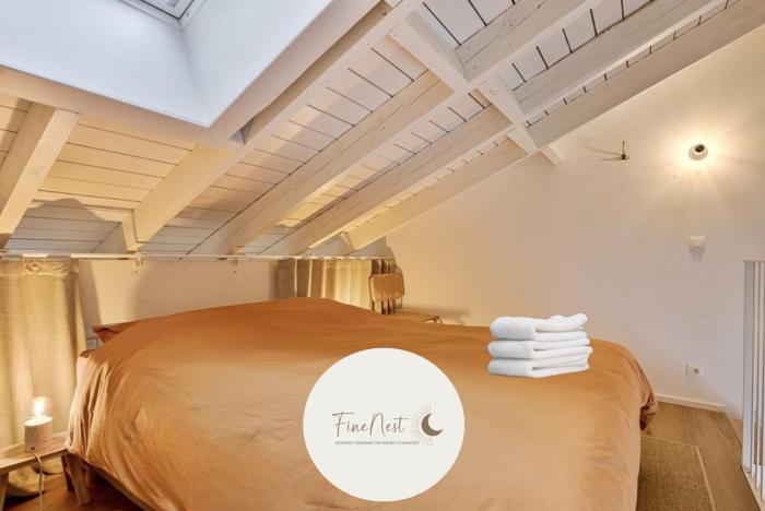 Loft City Center - 1 bedroom - parking - by FineNest