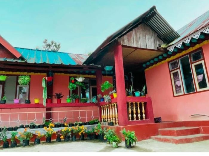 Lodenla Homestay By StayApart