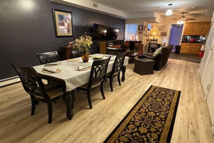 Park View Corp Two Units - 15 Mins to NYC