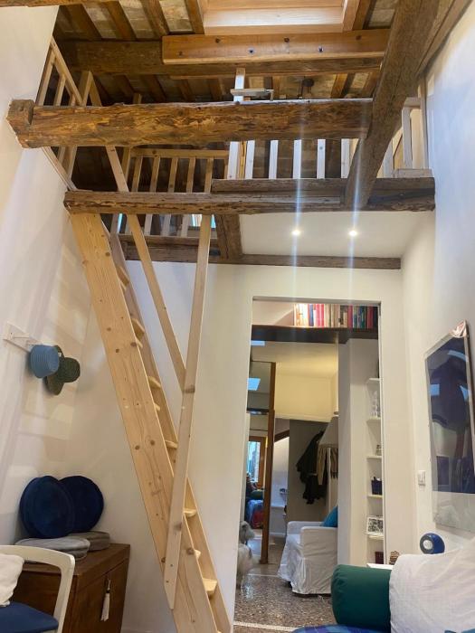 CaFilo Venetian refuge in the Venetian district