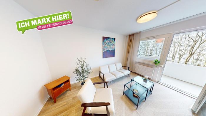 FeWo mit bodengleicher Dusche, 170m bis zur Bahnhaltestelle Linie 5, WLAN