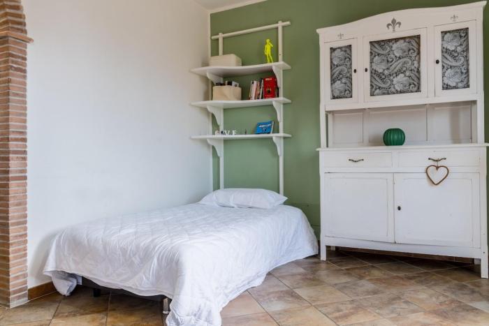 Relax a due passi dal mare dallaeroporto"casettaStella"