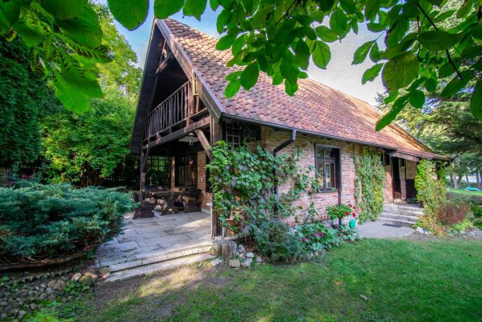 Mazurski dom nad jeziorem