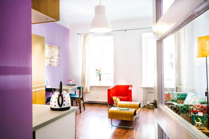 Nouveau Vintage Apt at Old Town