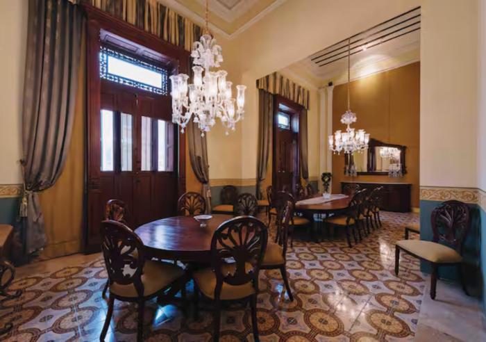 La Casa del Centro, Mérida by Cercana