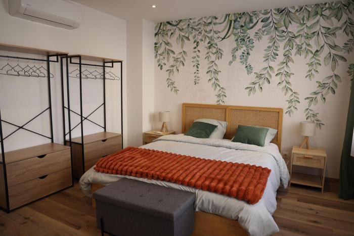 Le Verdoyant , maisonnette cosy avec terrasse totalement climatisé avec parking