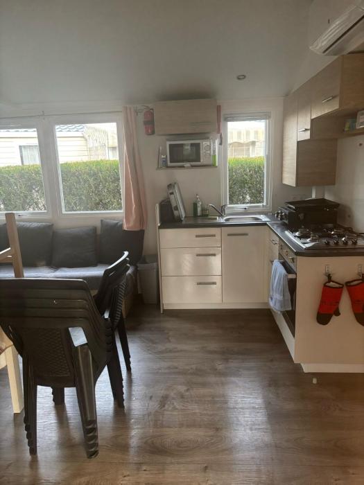 Mobil home climatisé 8 couchages 3 CHAMBRES 222 SIBLU LES CHARMETTES