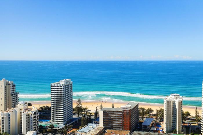 Chevron Renaissance | High Floor Ocean View Apartments by Gold Coast Holidays