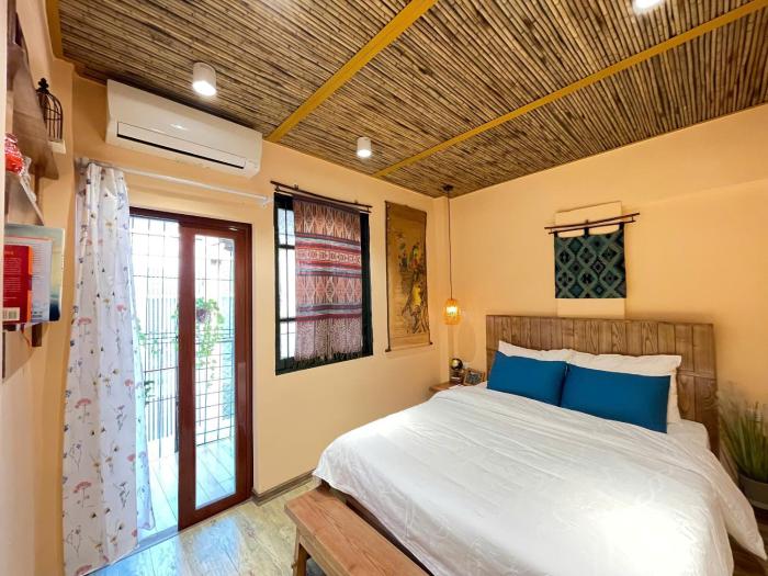 Quiet Private Apartment, 5 to Hoan Kiem Lake, 2 Balconies, 1 Bedroom, Free WIFI - NETFLIX, Zeit Home 506