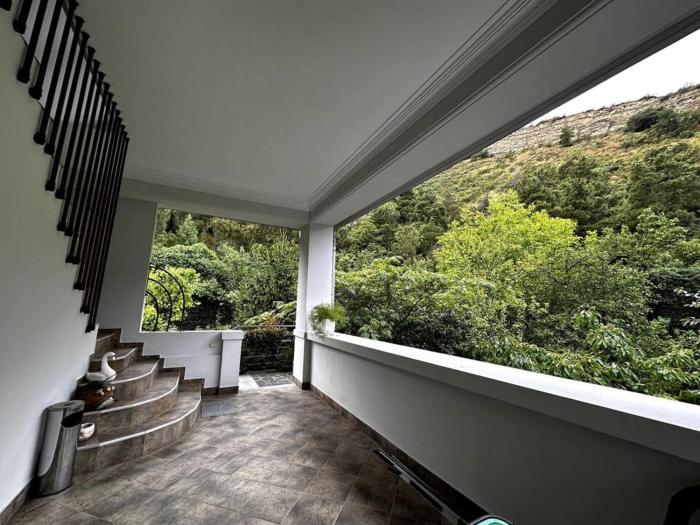 Private House at 38, Titsian Tabidze Turn, Tbilisi, Georgia