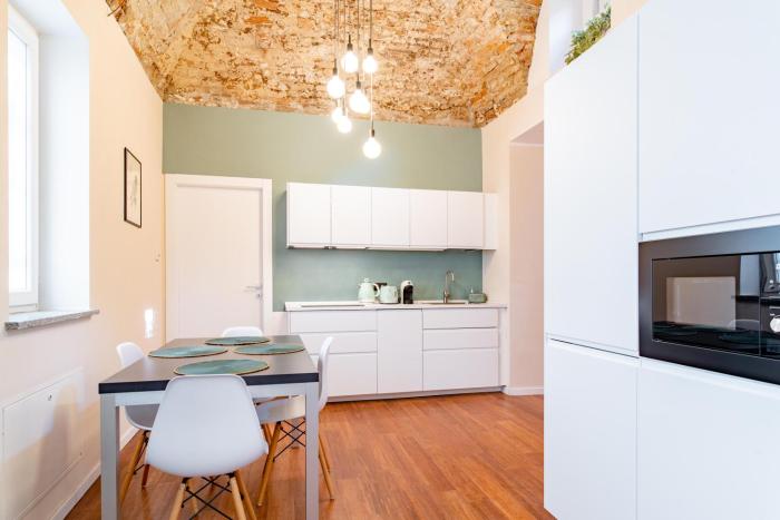 Casa Mocambo by Toh Solution