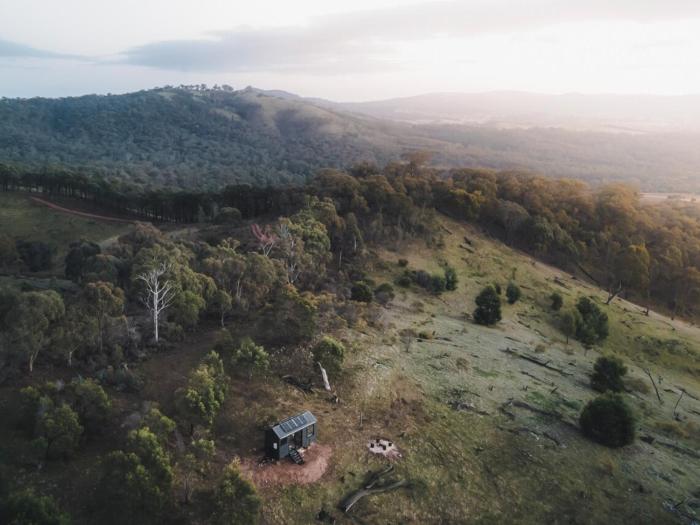 Hidden Off-Grid Escape with Epic Views - Orla