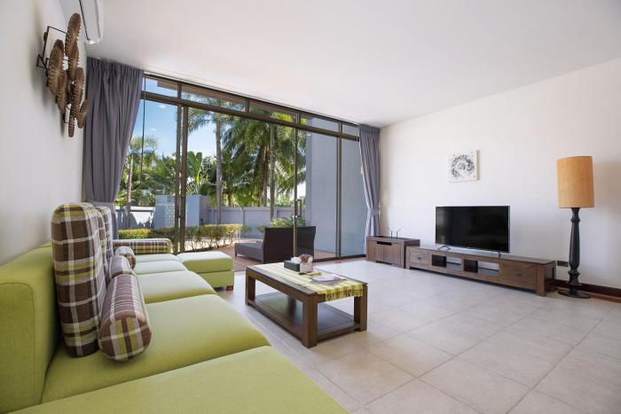 Blissful Living & Tropical Vibes - 3BR Pool Access Villa Argent 9, just 15 min drive from Nai Yang and Nai Thon Beaches