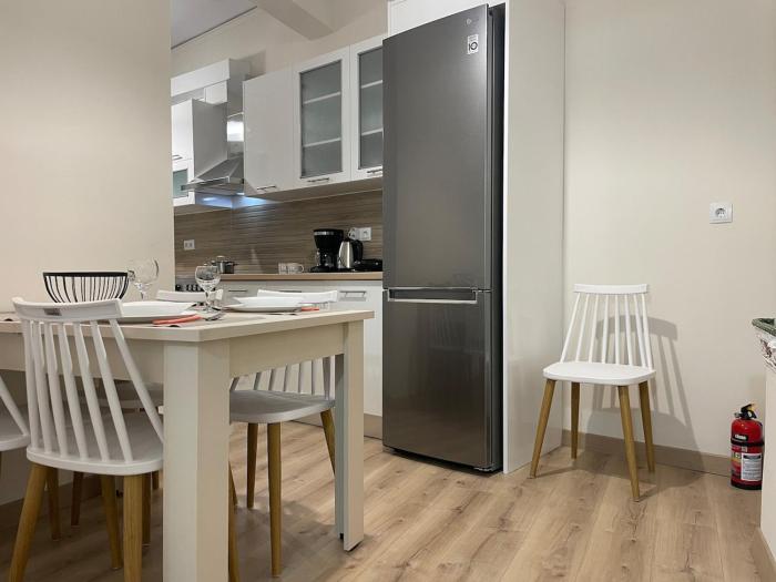 Stylish Central 2 bdr Apartment