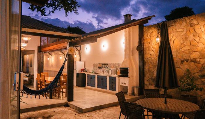 Villa Mykonos - Experiência Grega Exclusiva em Tiradentes - 5 Suítes de Luxo