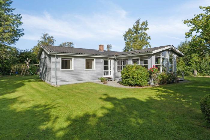 Lovely Cottage With View Of The Limfjord