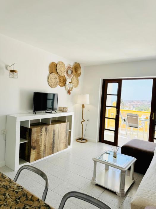 Tenerife lovely apartment with ocean mountain view
