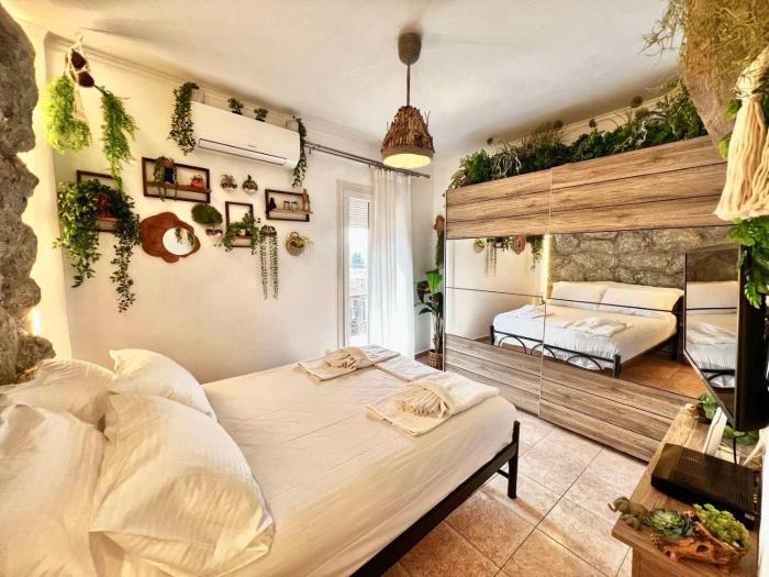 Jungle In The City ,Corfu - Kanoni