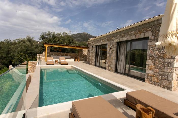 Azalea Luxury Villa