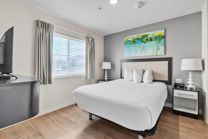 Simplicity At the Rim 1221 I Comfy 2 Bed 2 Bath