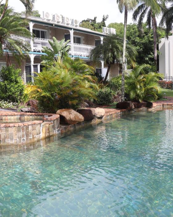 Colonial Palms Motor Inn