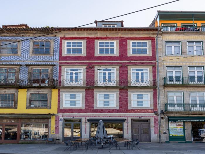 Charming Apartment with street-view in Porto