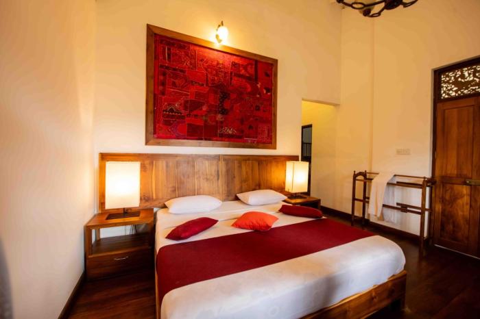 Rose Villa Diyathalawa with Panoramic Train View in the Mountains