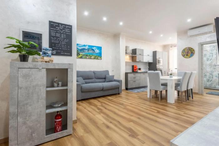 Oreto Central Station