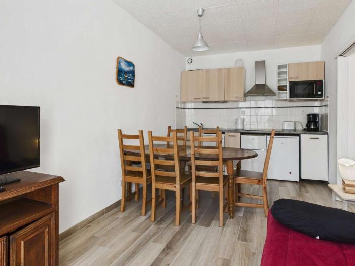 Appartement 3 pièces proche plage et commerces, 6 couchages, balcon – Agde - FR-1-423-198