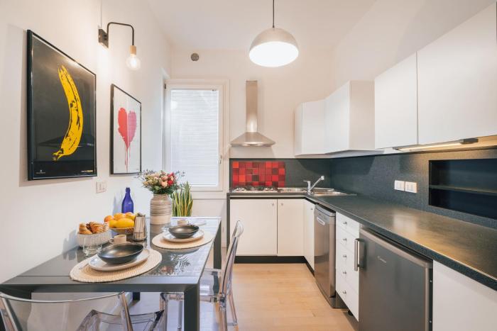 In the center of Venice near the Rialto Bridge